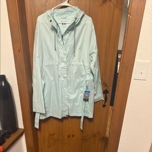 Women’s 3x Columbia rain jacket